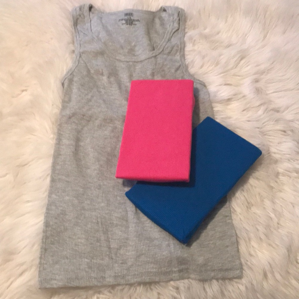 Tank Tops set of 3 size large